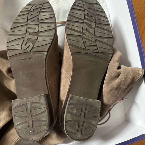 Stuart Weitzman Lowland - Picture 2 of 4